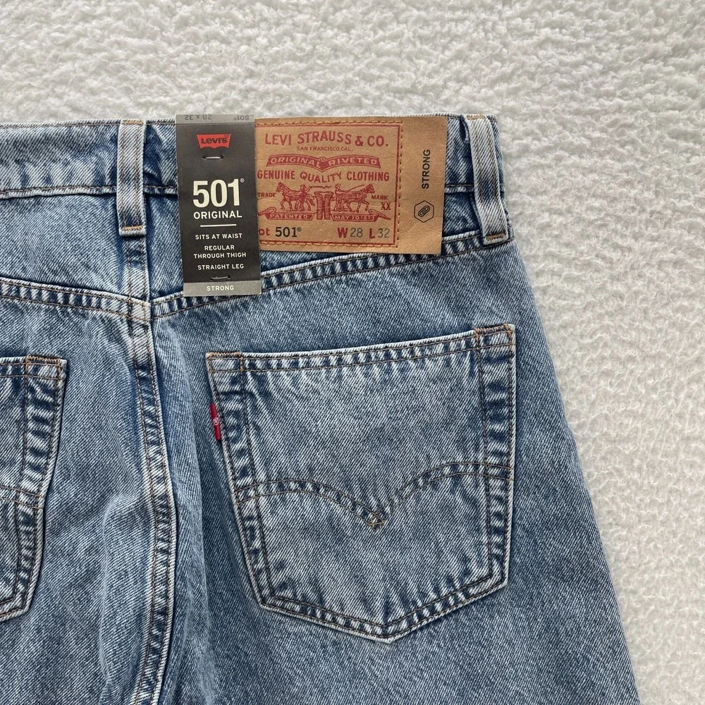 Levis 501 Jeans Mens 28x32 Blue Original Button Fly Patched Grunge Skater Y2K